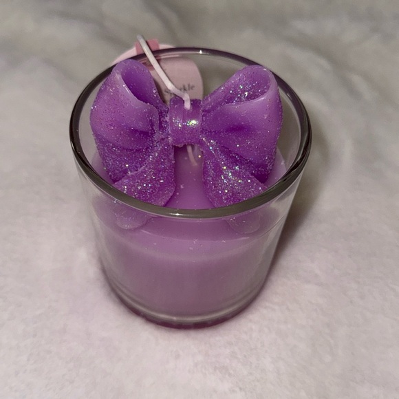 Sincerely James Shimmering Purple Bow Candle- NWT - Picture 2 of 5